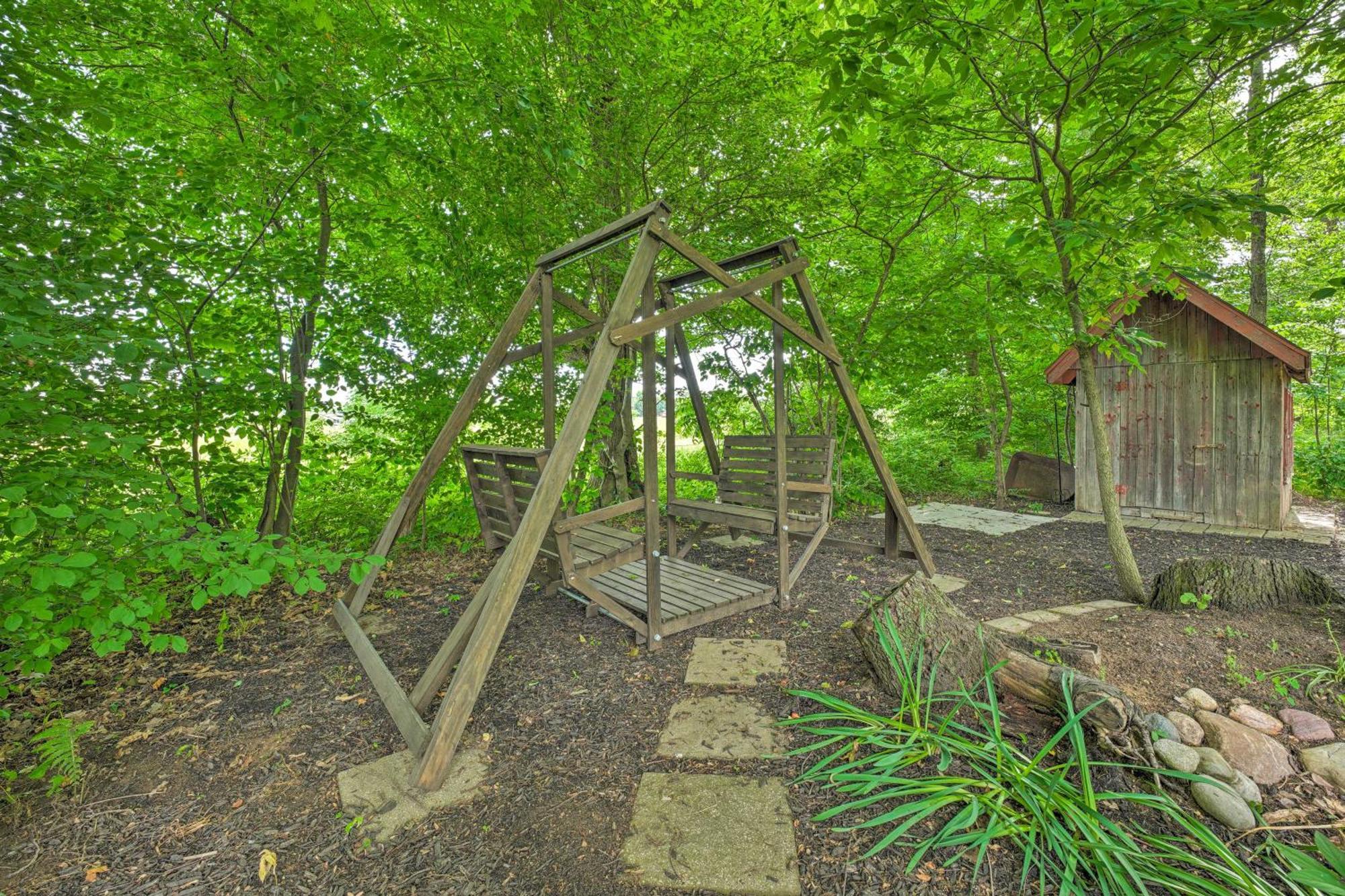 Shipshewana Guest House With Fire Pit! Екстер'єр фото